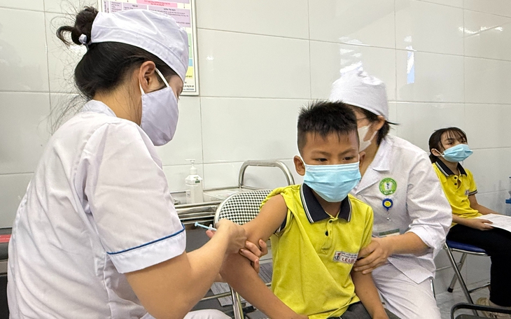 Tiếp tục đẩy nhanh tiêm vaccine, tăng cường phân luồng, thu dung, điều trị và kiểm soát lây nhiễm sởi