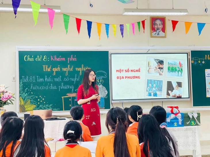 Phụ huynh nói gì trước đề xuất của Bộ Y tế về bảo hiểm y tế cho học sinh?- Ảnh 1.
