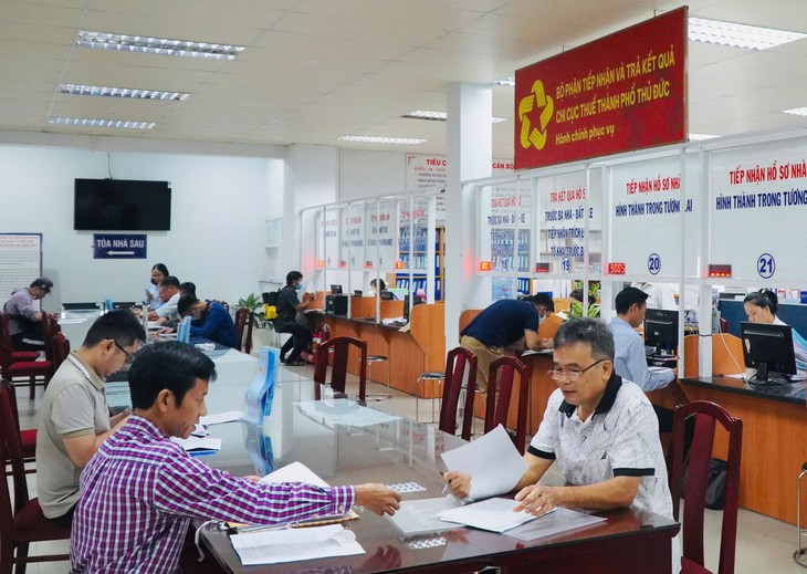 HĐND TP Hồ Chí Minh sẽ biểu quyết bãi bỏ chính sách hỗ trợ thêm cho cán bộ thôi việc- Ảnh 1. HĐND TP Hồ Chí Minh sẽ biểu quyết bãi bỏ chính sách hỗ trợ thêm cho cán bộ thôi việc- Ảnh 1.