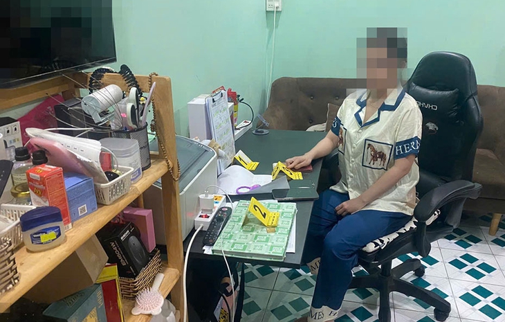 Tổ chức đánh bạc bằng hình thức 'livestream' trên mạng xã hội Facebook- Ảnh 1. Tổ chức đánh bạc bằng hình thức 'livestream' trên mạng xã hội Facebook- Ảnh 1.