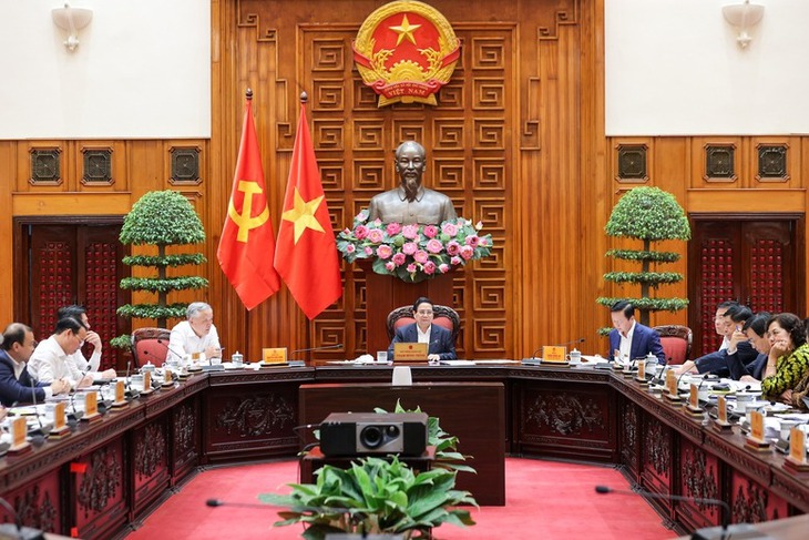Thủ tướng: Ngày mai thành lập Đoàn đàm phán với Hoa Kỳ, bảo đảm lợi ích quốc gia, dân tộc- Ảnh 1.