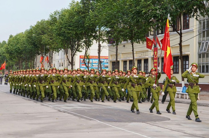 TPHCM: Các lực lượng tham gia lễ diễu binh, diễu hành sẽ tổng hợp luyện vào ngày 18 và 22/4- Ảnh 2.