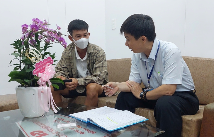 BV Chợ Rẫy hỗ trợ mua thẻ BHYT cho bệnh nhân trên cả nước- Ảnh 2.