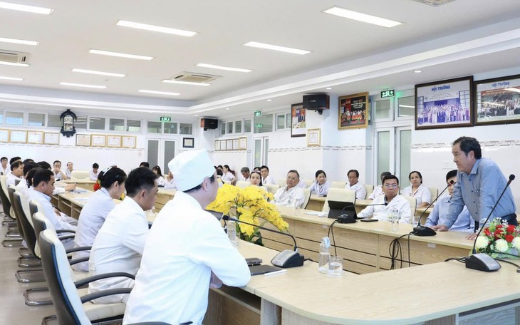 Bệnh viện Đa khoa Ninh Thuận tiếp nhận chuyển giao kỹ thuật nội soi tiêu hóa từ các chuyên gia đầu ngành- Ảnh 3.
