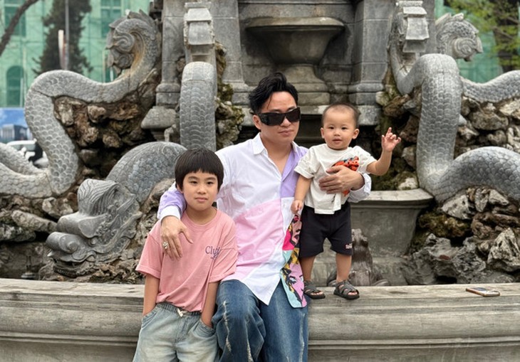 Tùng Dương nghẹn ngào kể về tình cha con trong bài hát mới- Ảnh 2.