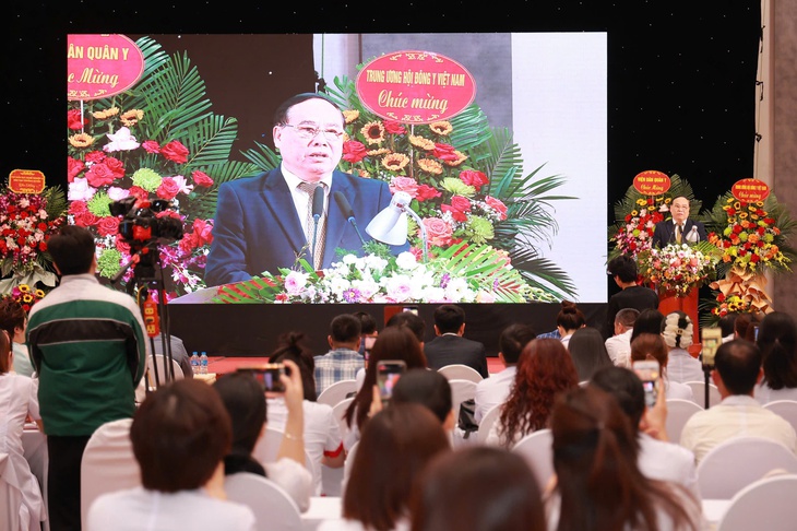 Hơn 25.000 người đang có nhu cầu được cấp chứng chỉ hành nghề lương y- Ảnh 1. Hơn 25.000 người đang có nhu cầu được cấp chứng chỉ hành nghề lương y- Ảnh 1.