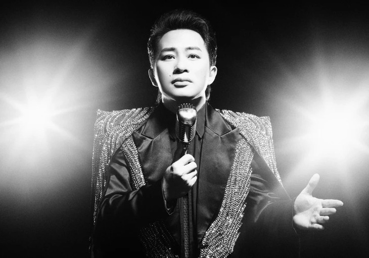 Tùng Dương nghẹn ngào kể về tình cha con trong bài hát mới- Ảnh 1. Tùng Dương nghẹn ngào kể về tình cha con trong bài hát mới- Ảnh 1.