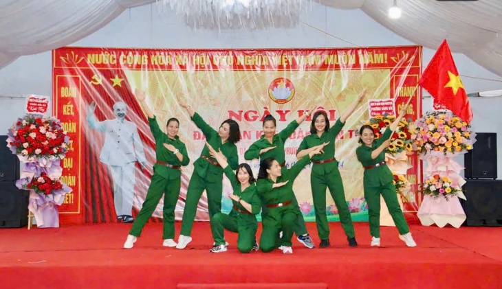 Hải Phòng chi hơn 17 tỷ đồng cho các tổ dân phố tổ chức kỷ niệm 70 năm giải phóng- Ảnh 1. Hải Phòng chi hơn 17 tỷ đồng cho các tổ dân phố tổ chức kỷ niệm 70 năm giải phóng- Ảnh 1.