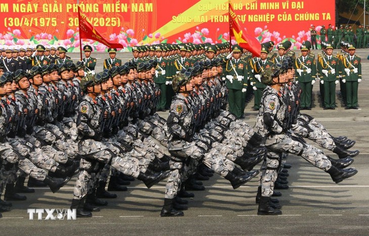 Những địa điểm lý tưởng xem diễu binh, diễu hành ngày 30/4 tại TPHCM- Ảnh 2.