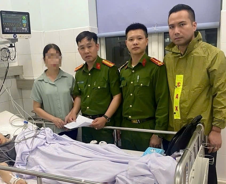 Nghi vấn bé gái 15 tuổi nhảy xuống biển tự tử- Ảnh 1.