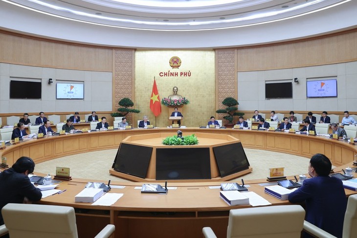 Thủ tướng: Tháo gỡ hết những khó khăn, vướng mắc về thể chế để phục vụ cho phát triển- Ảnh 1.