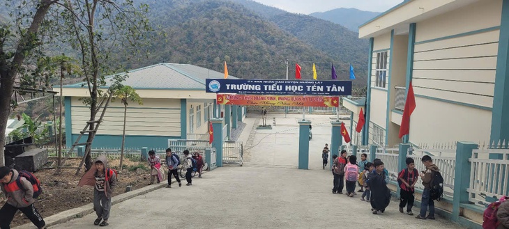 Trường tiểu học Tén Tằn báo cáo gì vụ học sinh bị thương 'vùng kín'?- Ảnh 2. Trường tiểu học Tén Tằn báo cáo gì vụ học sinh bị thương 'vùng kín'?- Ảnh 2.