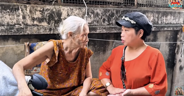 Mất liên lạc với 'quái kiệt sân khấu' Bo Bo Hoàng vì lý do không ai ngờ tới- Ảnh 2.
