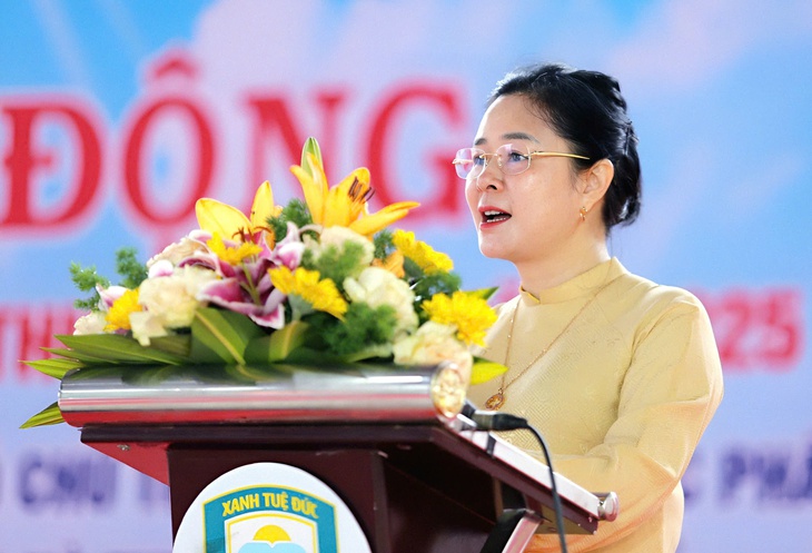 TS.BSCKII Lê Thị Hoài Chung, Giám đốc Sở Y tế Nghệ An phát biểu tại buổi lễ. TS.BSCKII Lê Thị Hoài Chung, Giám đốc Sở Y tế Nghệ An phát biểu tại buổi lễ.