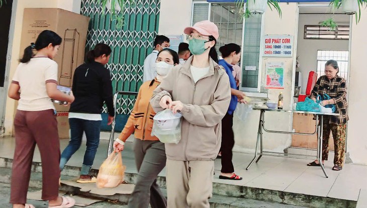 Bếp ăn 0 đồng cho bệnh nhân nghèo ở Khánh Hòa đỏ lửa quanh năm- Ảnh 3.