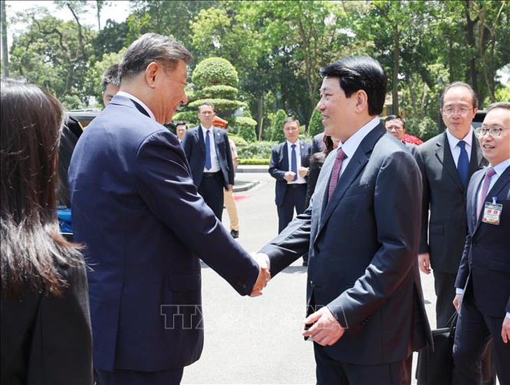 Chủ tịch nước Lương Cường hội đàm với Tổng Bí thư, Chủ tịch nước Trung Quốc Tập Cận Bình- Ảnh 1. Chủ tịch nước Lương Cường hội đàm với Tổng Bí thư, Chủ tịch nước Trung Quốc Tập Cận Bình- Ảnh 1.