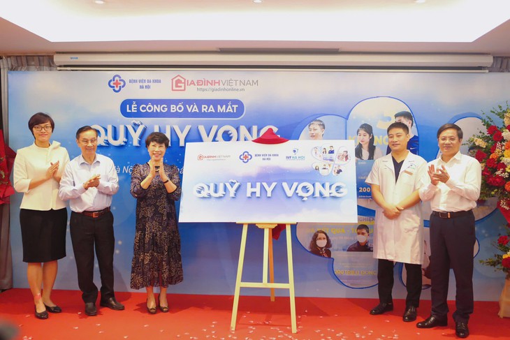 Ngày càng có nhiều cặp vợ chồng trẻ, thậm chí 20-21 tuổi đã bị vô sinh, hiếm muộn- Ảnh 1.