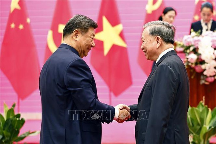 Lãnh đạo Đảng, Nhà nước Việt Nam - Trung Quốc dự Liên hoan giao lưu hữu nghị nhân dân hai nước- Ảnh 6. Lãnh đạo Đảng, Nhà nước Việt Nam - Trung Quốc dự Liên hoan giao lưu hữu nghị nhân dân hai nước- Ảnh 6.