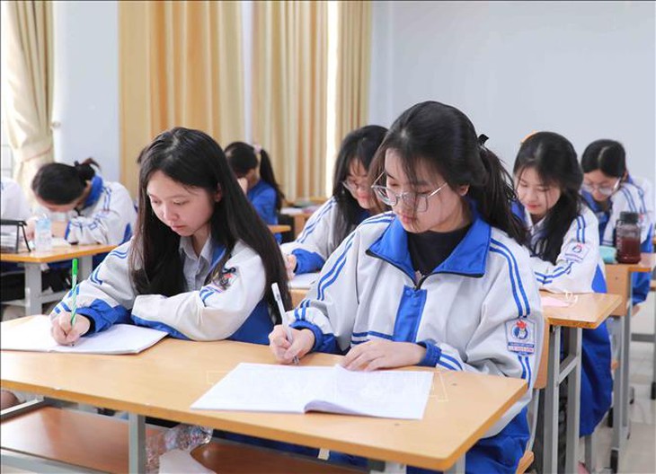 Thí sinh bắt đầu thử đăng ký dự thi tốt nghiệp Trung học Phổ thông 2025 trên hệ thống- Ảnh 1.