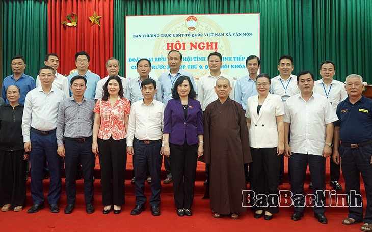 Bộ trưởng Bộ Y tế Đào Hồng Lan tiếp xúc cử tri trước kỳ họp thứ 9, Quốc hội khóa XV