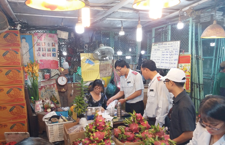 Giám đốc Sở ATTP TPHCM: 'Ưu tiên lo cho khách tới dự đại lễ 30/4'- Ảnh 2.