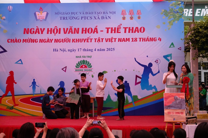 Trường PTCS Xã Đàn tổ chức chương trình Trường PTCS Xã Đàn tổ chức chương trình