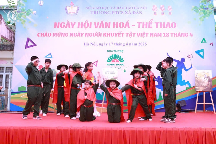 Trường PTCS Xã Đàn tổ chức chương trình Trường PTCS Xã Đàn tổ chức chương trình