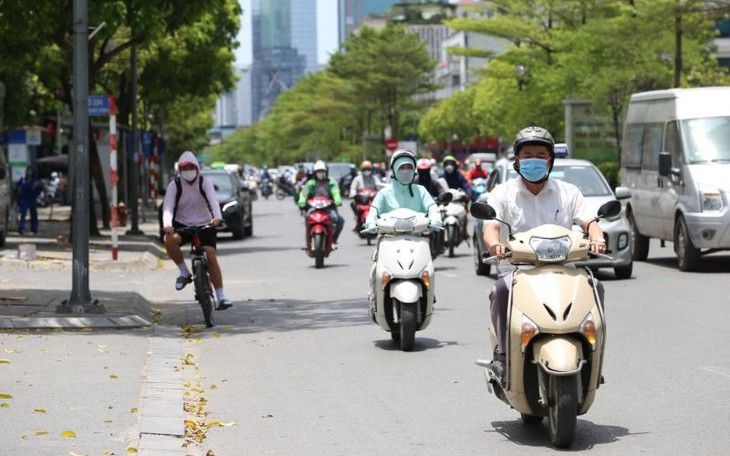 Thông tin mới về đợt nắng nóng ở miền Bắc và miền Trung