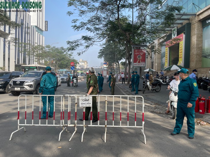 Hiện trường vụ cháy nhà cao tầng ở Thái Hà, Hà Nội- Ảnh 6.