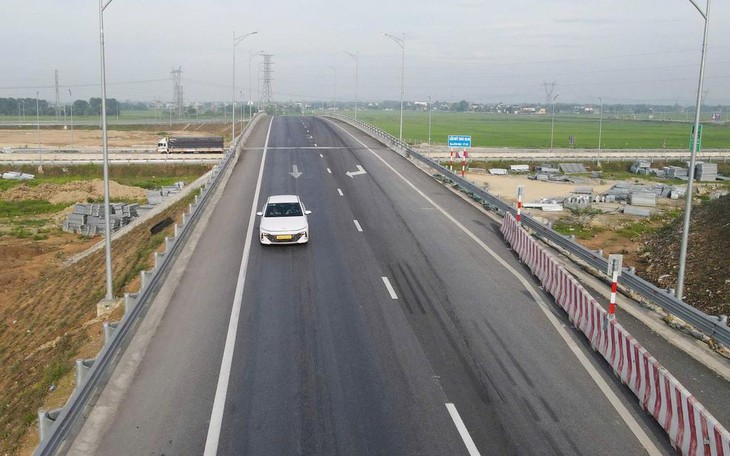 Thông xe kỹ thuật 2 tuyến thành phần cao tốc Bắc - Nam qua Hà Tĩnh