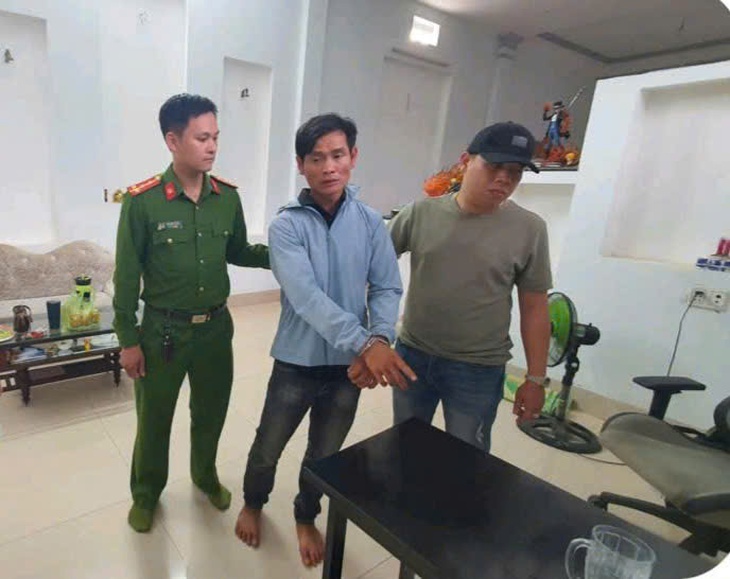 Tạm giữ kẻ vừa ra tù lại đi trộm cắp nhà dân- Ảnh 1.