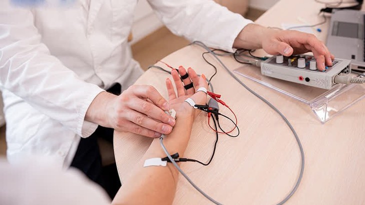 Câu hỏi thường gặp liên quan đến bệnh hạch nền- Ảnh 1.