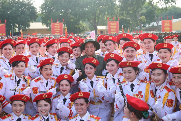 Thủ tướng động viên các lực lượng tham gia diễu binh, diễu hành- Ảnh 3.