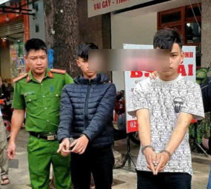 Xử lý nhóm thanh thiếu niên trộm cắp trong xe ô tô- Ảnh 1. Xử lý nhóm thanh thiếu niên trộm cắp trong xe ô tô- Ảnh 1.