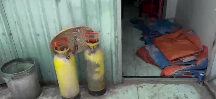 'Rùng mình' bên trong xưởng sản xuất thuốc giả- Ảnh 4. 'Rùng mình' bên trong xưởng sản xuất thuốc giả- Ảnh 4.