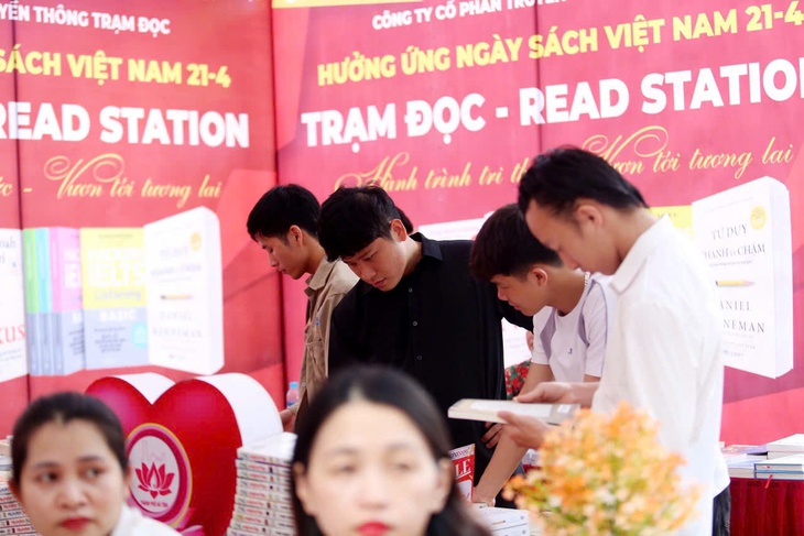 Hà Tĩnh khai mạc Ngày Sách và Văn hóa đọc Việt Nam - Ảnh 5.