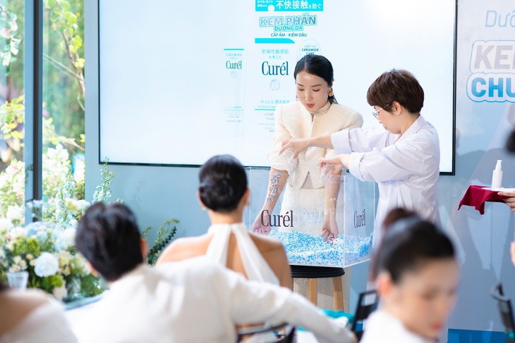 Curél Việt Nam ra mắt giải pháp dưỡng ẩm 'thế hệ mới' - bí quyết cho làn da ẩm mịn, kiềm dầu hoàn hảo- Ảnh 2.