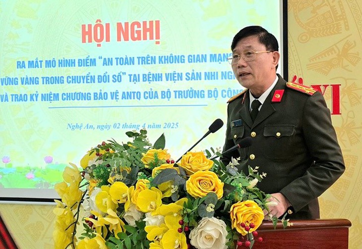 Ra mắt mô hình điểm 'An toàn trên không gian mạng, vững vàng trong chuyển đổi số' tại Bệnh viện Sản Nhi Nghệ An- Ảnh 3.