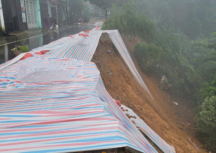 Lào Cai công bố tình huống khẩn cấp về thiên tai khu vực sạt lở- Ảnh 3.