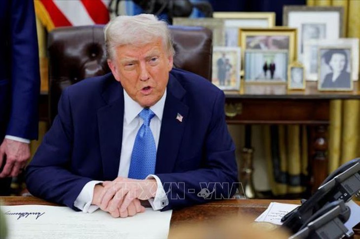 Tổng thống Trump công bố mức thuế quan với các đối tác thương mại lớn, cao nhất lên tới 54%- Ảnh 1.