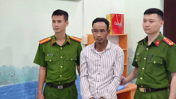 Chặn xe, dùng rựa cướp tài sản người phụ nữ lúc rạng sáng- Ảnh 1.