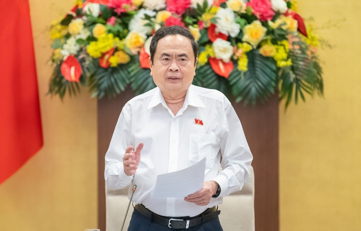 UBTVQH kết luận thế nào về chuẩn bị hồ sơ liên quan đến việc sửa đổi Hiến pháp?- Ảnh 2. UBTVQH kết luận thế nào về chuẩn bị hồ sơ liên quan đến việc sửa đổi Hiến pháp?- Ảnh 2.