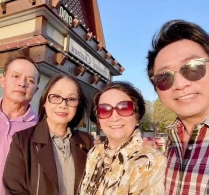 Nữ nghệ sĩ cải lương chỉ thử hát tân nhạc trong Nữ nghệ sĩ cải lương chỉ thử hát tân nhạc trong