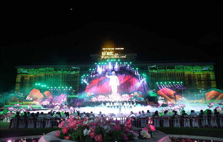 Tổng Bí thư Tô Lâm dự Chương trình nghệ thuật 'Đất nước trọn niềm vui'- Ảnh 6. Tổng Bí thư Tô Lâm dự Chương trình nghệ thuật 'Đất nước trọn niềm vui'- Ảnh 6.