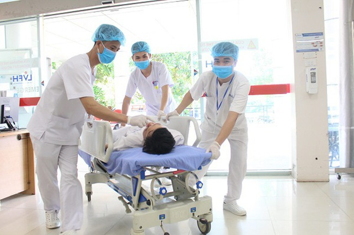 Chuyên gia cấp cứu cảnh báo 8 tình huống nguy hiểm thường xảy ra trong dịp nghỉ lễ- Ảnh 1.