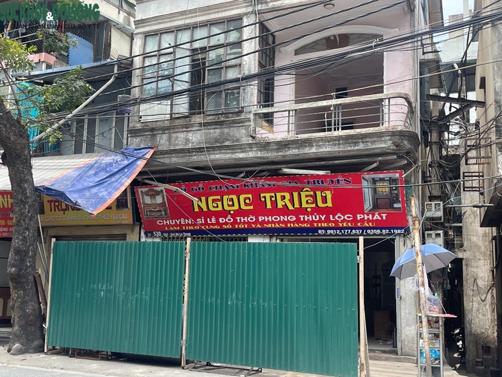 Cận cảnh rào chắn, giải phóng mặt bằng dự án đường Vành đai 1- Ảnh 6.