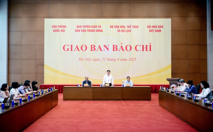 Kỳ họp thứ 9 khai mạc sớm hơn thông lệ với nhiều nội dung quan trọng - Ảnh 1.