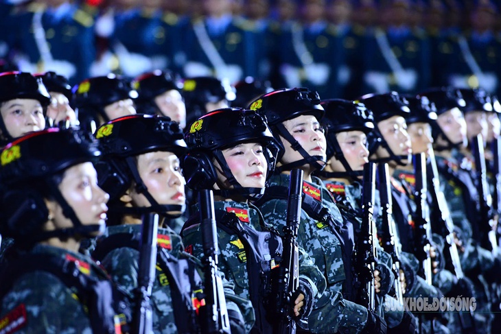 Màn trống hội lớn nhất Việt Nam vang rền tại buổi tổng hợp luyện diễu binh, diễu hành lần 2- Ảnh 13.