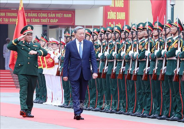 Tổng Bí thư: Binh chủng Tăng thiết giáp phải thật sự xứng đáng là lực lượng đột kích mạnh- Ảnh 1. Tổng Bí thư: Binh chủng Tăng thiết giáp phải thật sự xứng đáng là lực lượng đột kích mạnh- Ảnh 1.