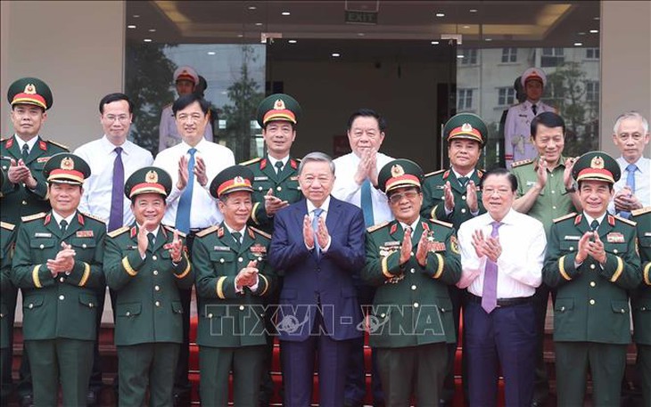 Tổng Bí thư: Binh chủng Tăng thiết giáp phải thật sự xứng đáng là lực lượng đột kích mạnh- Ảnh 7. Tổng Bí thư: Binh chủng Tăng thiết giáp phải thật sự xứng đáng là lực lượng đột kích mạnh- Ảnh 7.